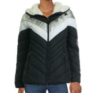 Kids Reebok Black Chevron Quilted Active Puffer Jacket size L 14/16